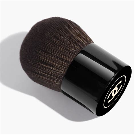 chanel blush brush|Chanel oversize kabuki brush.